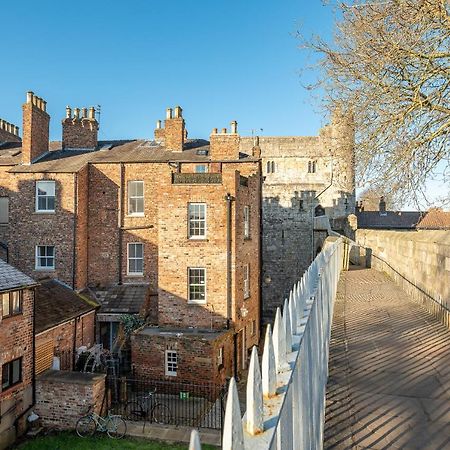 Roman Walls View York Exterior foto